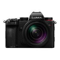 Panasonic Lumix S5D Mirrorless Camera With S 28-200mm Lens